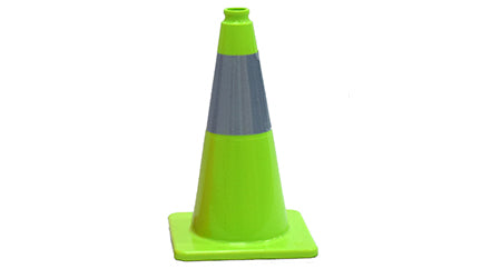 W-Series Traffic Cones – 18"-4