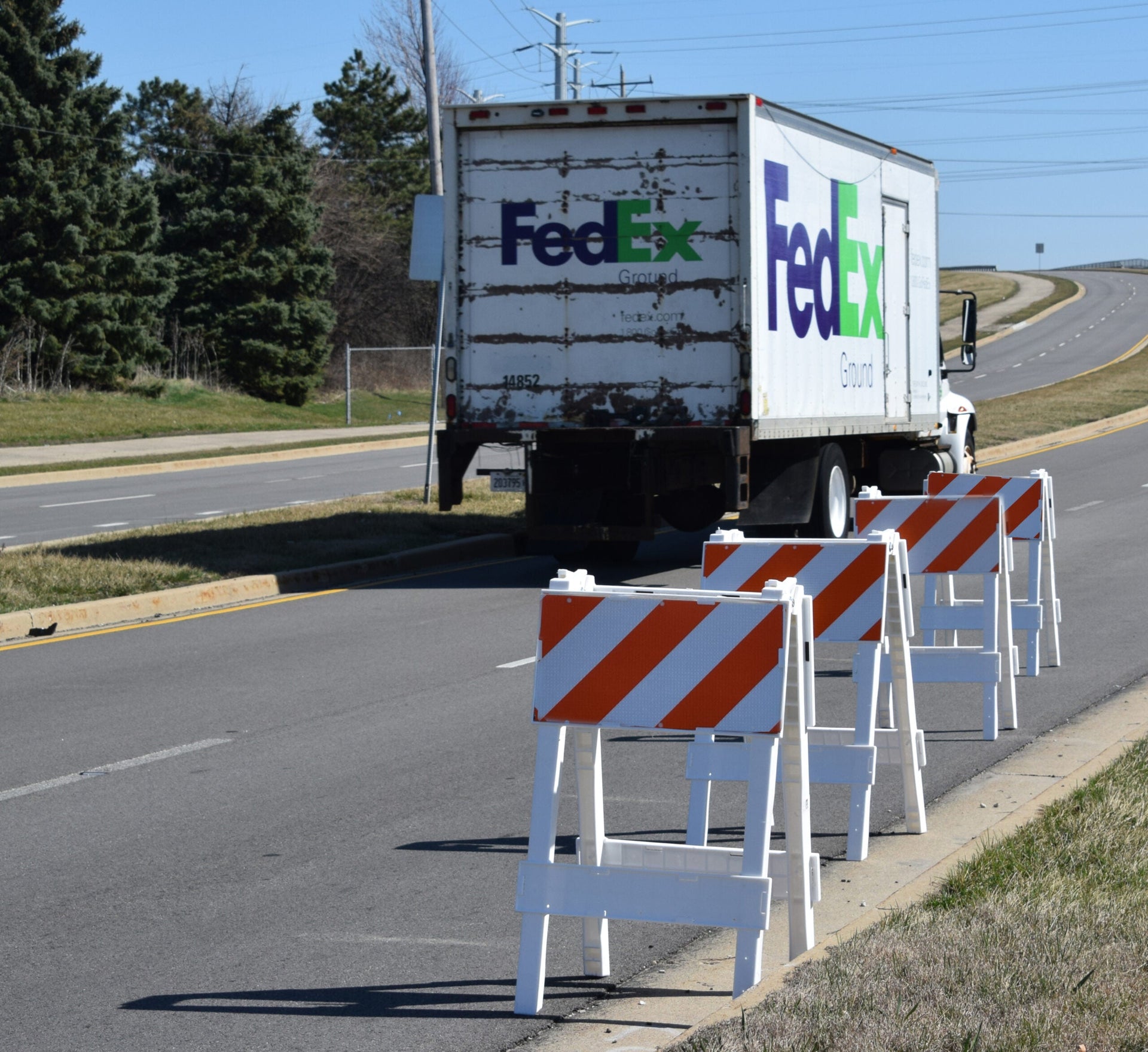 Plastix Barricades - Type I – Sheeted Top Panel: 24"W x 12"H, Unsheeted Bottom Panel: 24"W x 4"H